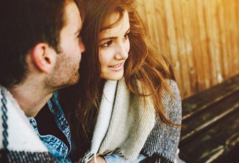8 Signs He Still Loves You After Breakup